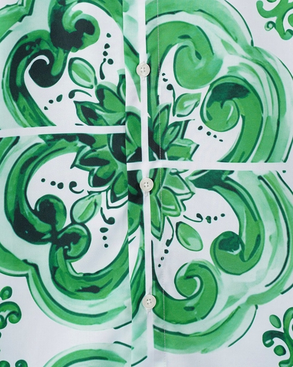 ブランドシャツ全体デザイン